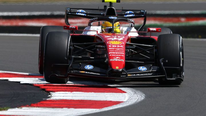 Hamilton harus start di posisi kelima usai halangi Piastri di Hungaria