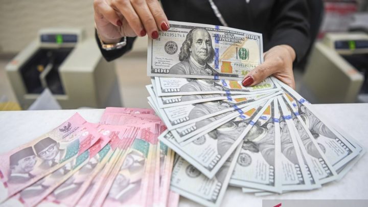 Special Plan: Rupiah melemah dipengaruhi potensi Fed tahan suku bunga lebih tinggi