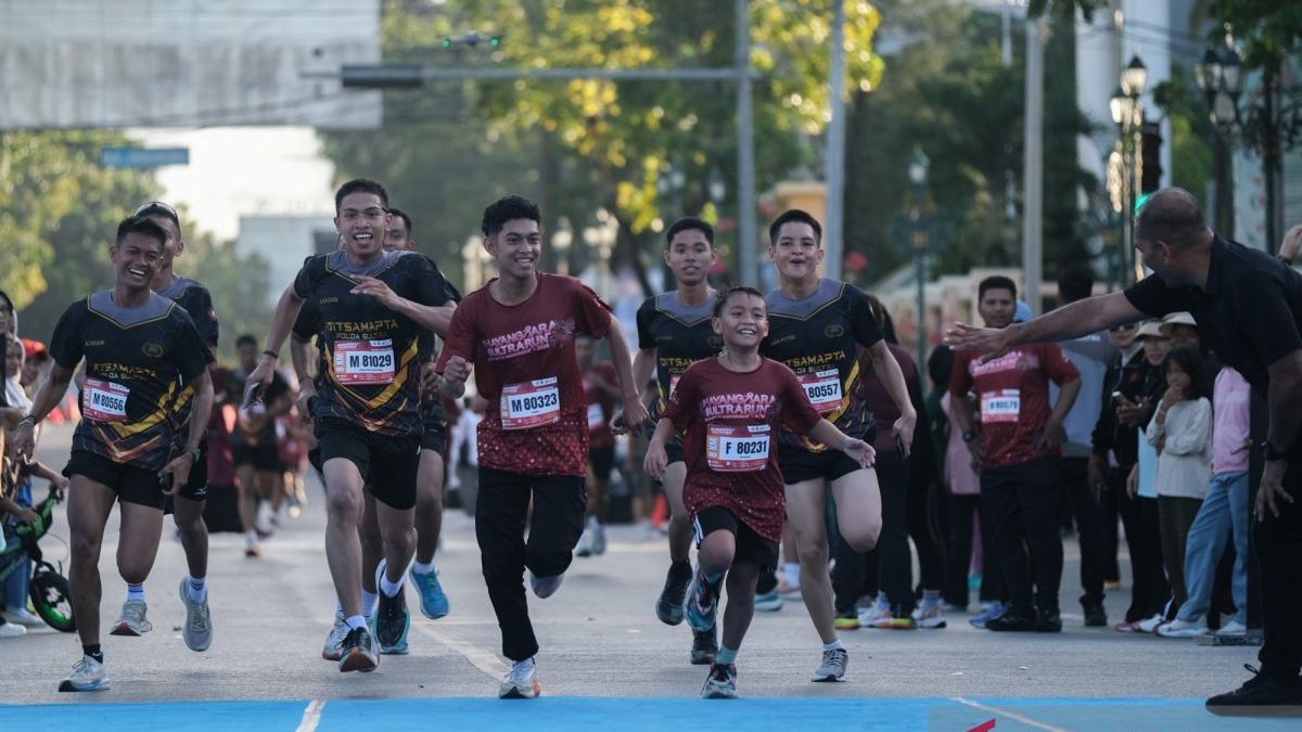 polda-sulawesi-tenggara-gelar-bhayangkara-sultra-run-2816848