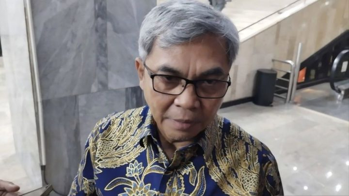 KPK nilai terlalu dini ambil alih kasus eks Jampidsus