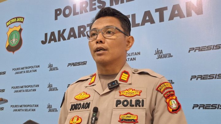Polisi amankan mahasiswa bugil yang mabuk dan aniaya pengendara