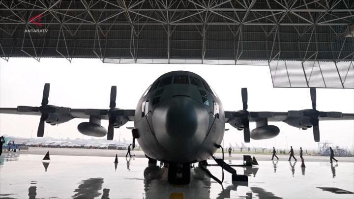 Kemhan terima Hercules C-130H hasil modernisasi industri dalam negeri