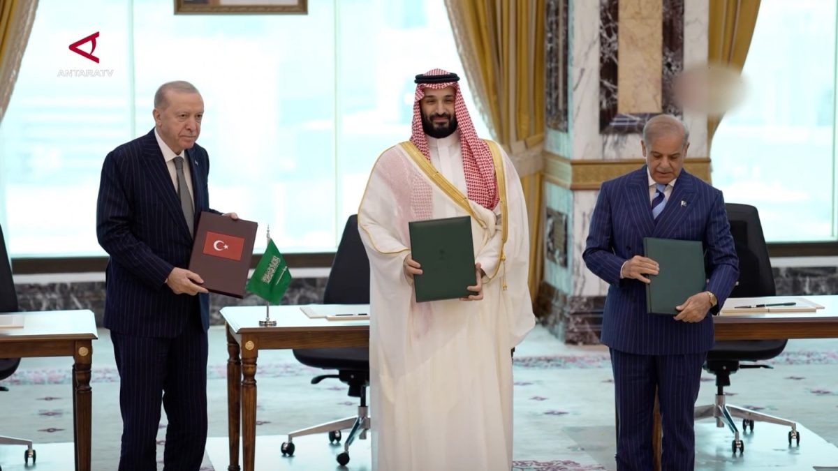 AYM_TURKI-BANTAH-PAKTA-PERTAHANAN-TRILATERAL
