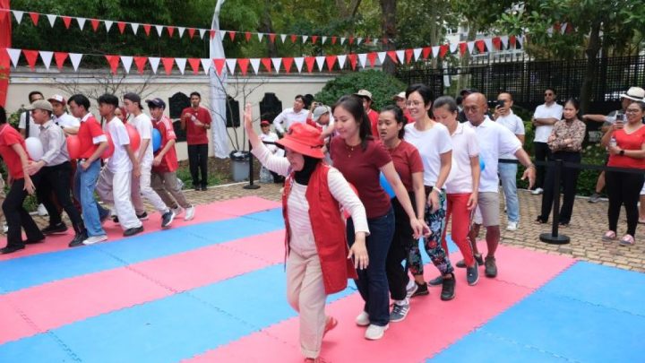 “Fun games” di KBRI Paris obati rindu semarak HUT RI bagi diaspora