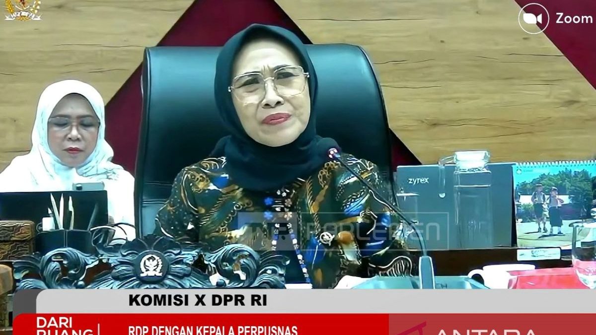 Hetifah-literasi