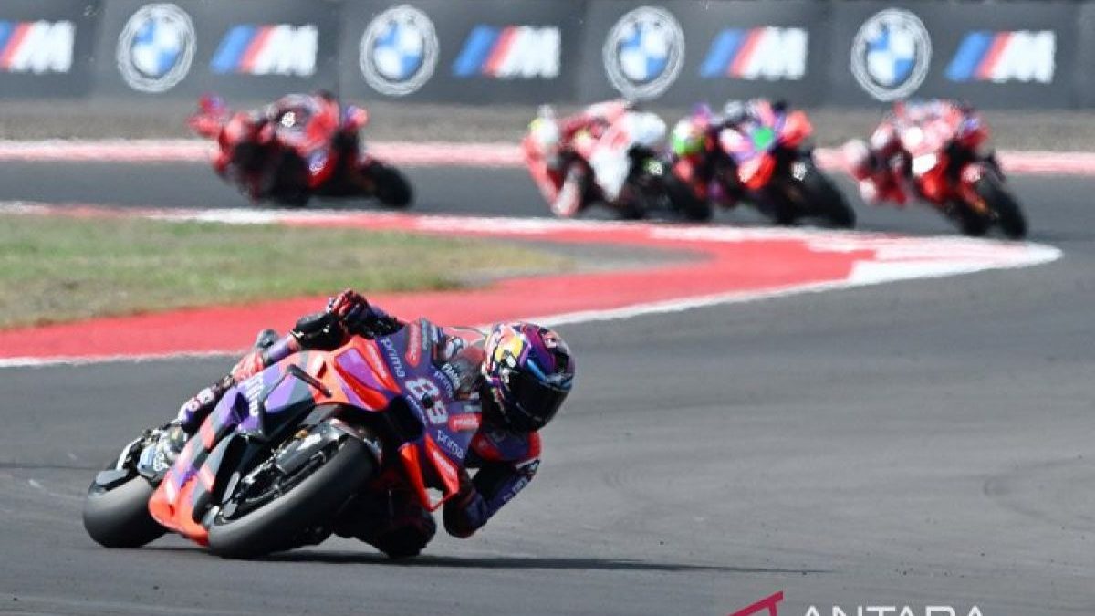 Jorge-Martin-Juara-MotoGP-Mandalika-290924-Ak-19