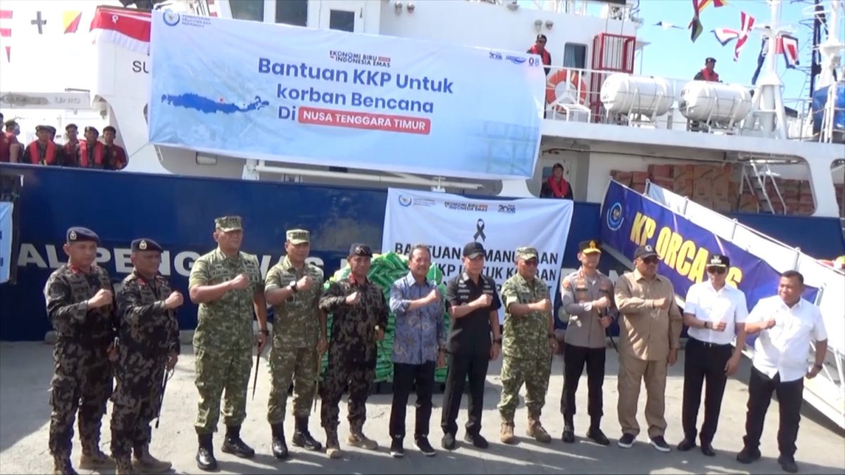 KKP-DAN-PEMPROV-SULTRA-KIRIM-50-TON-BANTUAN-UNTUK-KORBAN-GEMPA-NTT