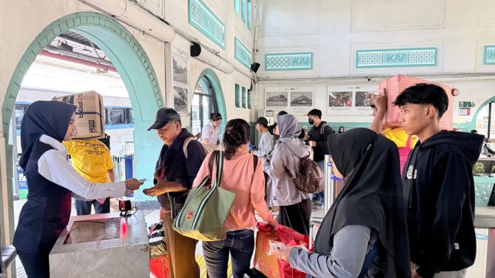307,86 Juta Pelanggan KAI Group, Kereta Api Makin Relevan di Tengah Mobilitas yang Terus Bertambah