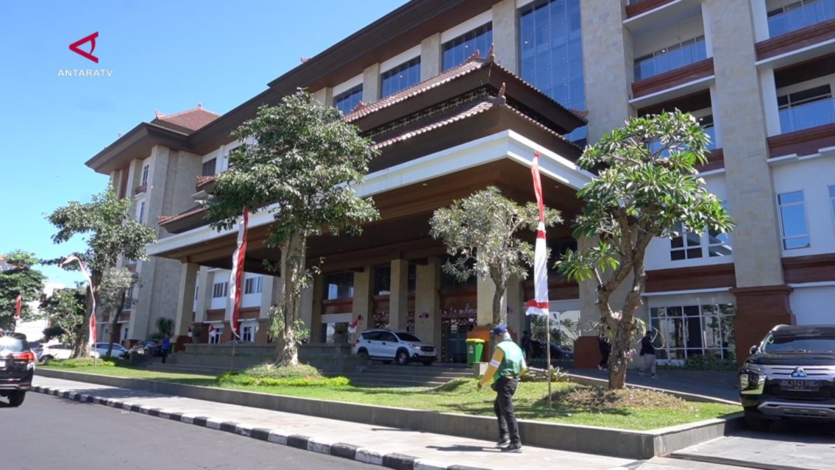 SANS_KEMENKES-DJSN-PUJI-IMPLEMENTASI-TEKNOLOGI-DI-RSUP-PROF-NGOERAH-BALI