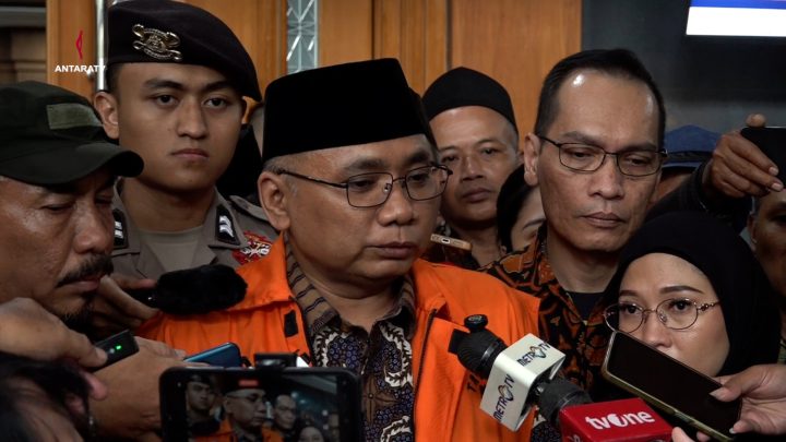 Yaqut minta KPK buktikan kerugian negara Rp622 miliar