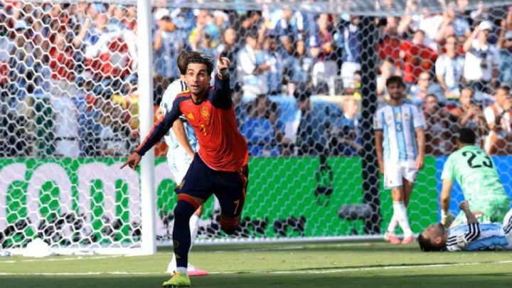 Ferran Torres minta dijual ke PSG seusai capai persyaratan personal
