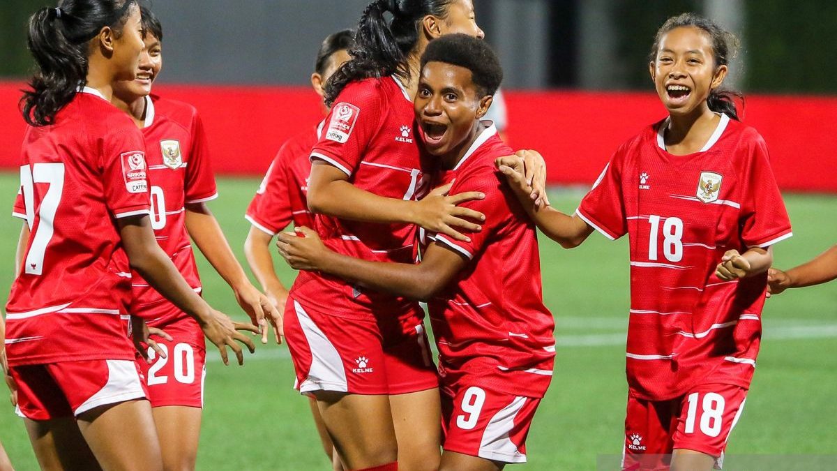 Timnas-Garuda-Pertiwi-Indonesia-U16-melawan-Hong-Kong-180826-nirza-03