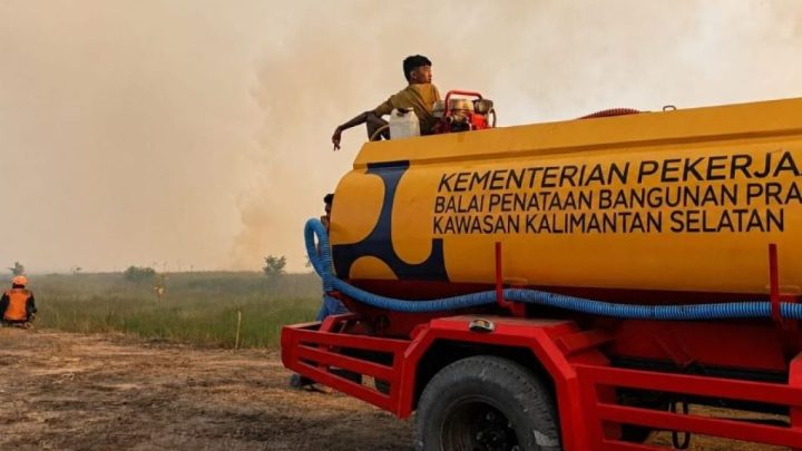 PU siagakan truk tangki air perkuat penanganan karhutla di Kalsel