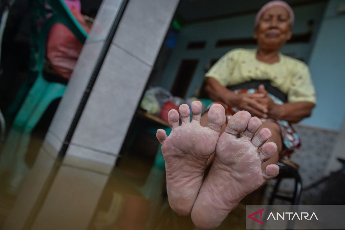 banjir-masih-merendam-desa-pasir-ampo-di-tangerang-2709206