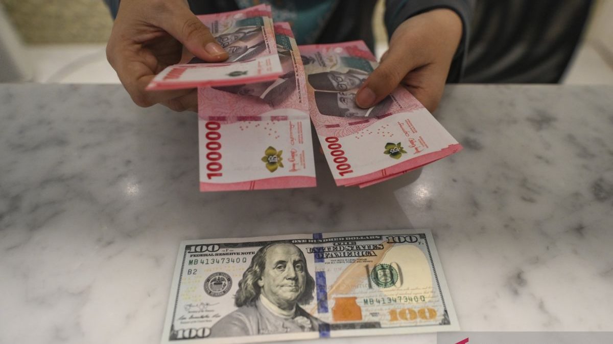 nilai-tukar-rupiah-terhadap-dolar-as-ditutup-menguat-2710226