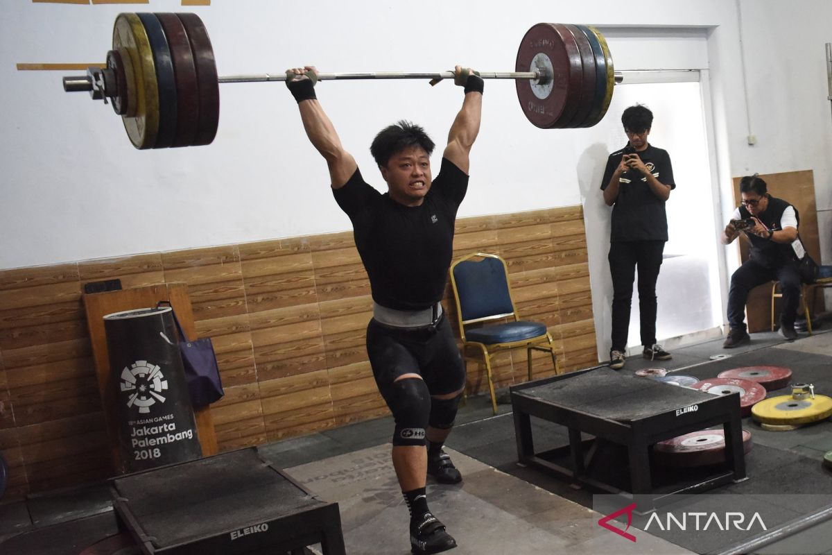 pemusatan-latihan-angkat-besi-jelang-sea-games-2025-2661229