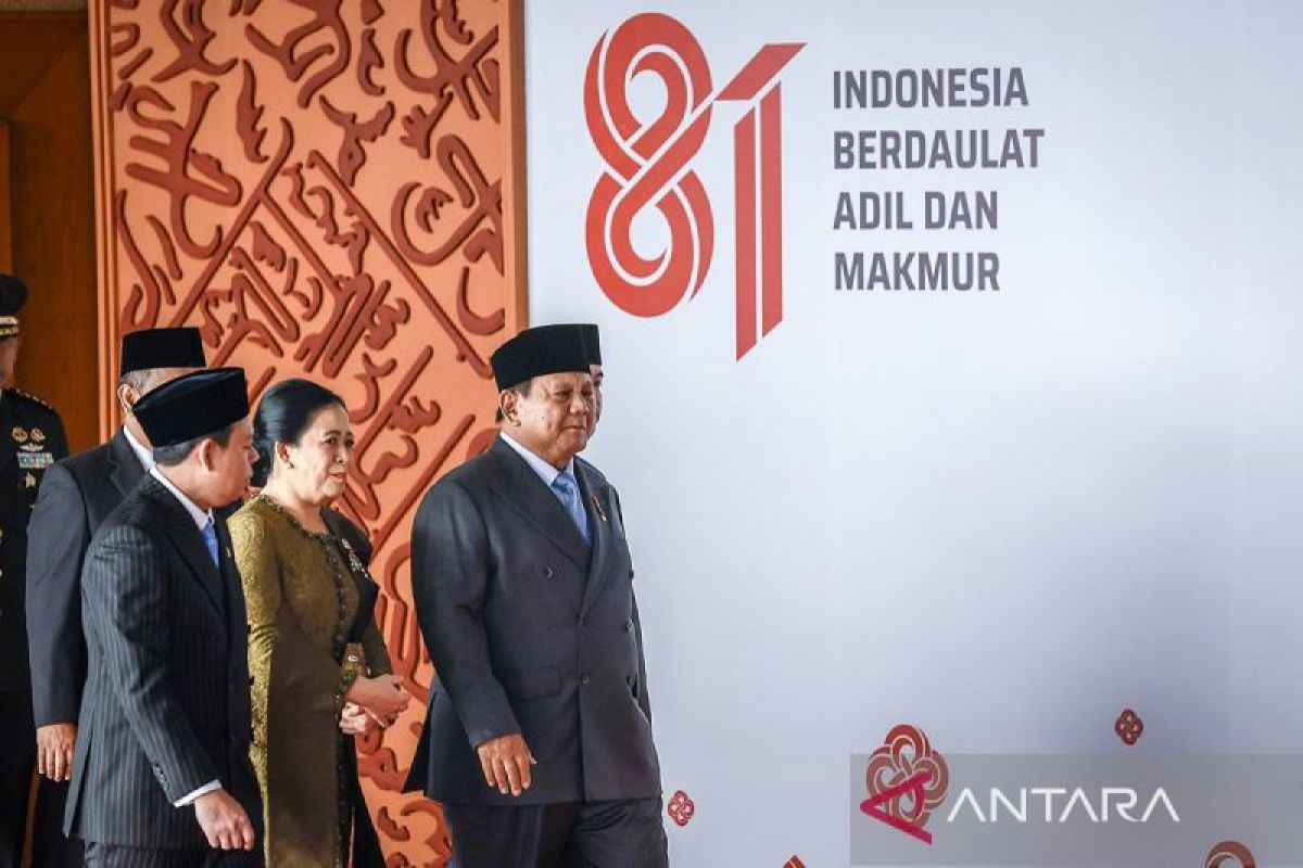 presiden-tiba-di-kompleks-parlemen-2840643_1