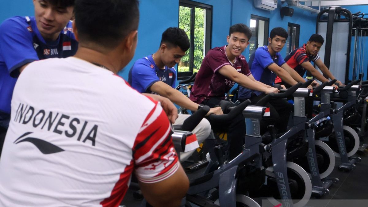 serah-terima-alat-gymnasium-dan-sport-science-di-pelatnas-pbsi-2716714